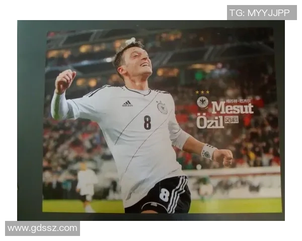 足球场上的魅力男神们谁说足球明星都不帅气